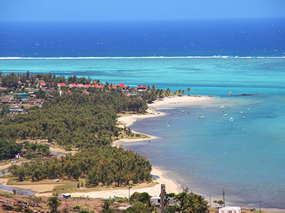 Anse Mourouk, la plus ludique 