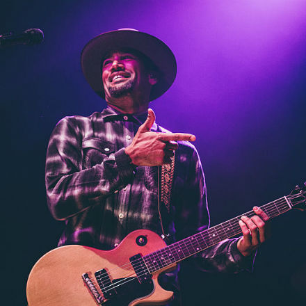 Ben Harper en concert au Trianon Convention Centre ce samedi 8 juin.