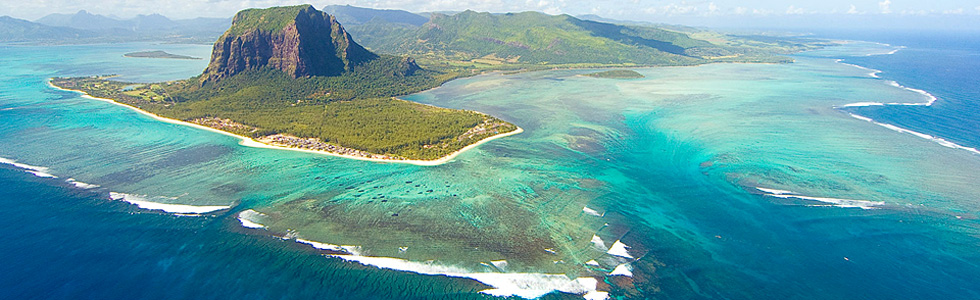 le morne et le lagon de l'île maurice